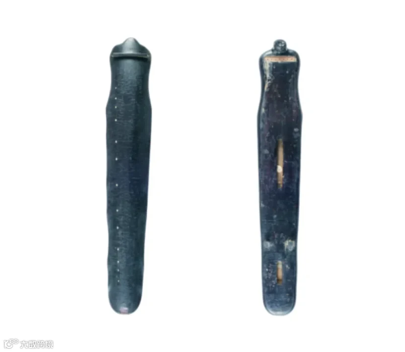 祝公望款蕉叶式琴（湖南博物馆藏）实物照片