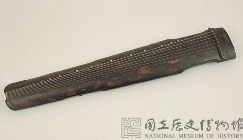 “惊鸿”琴（宋代）实物照片